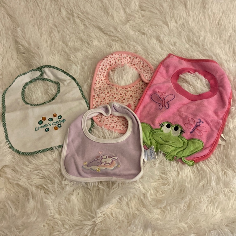 Bundle of baby bibs!